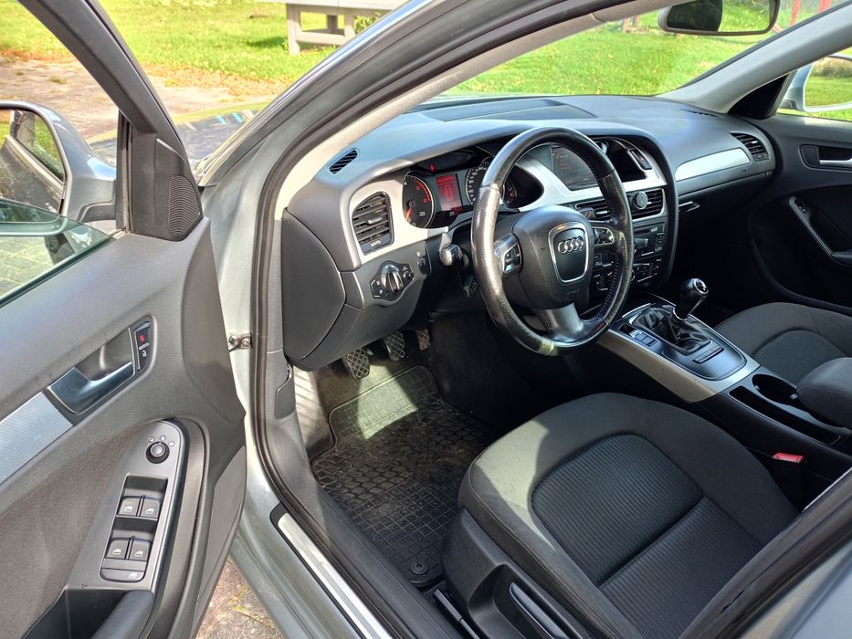 Audi A4 B8 Kombi 2.0 TDI Klimatronik Elektryka Stan B.Dobry Okazja