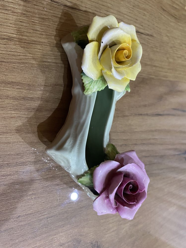 Bibeloty róże z porcelany Radnor Bone China England