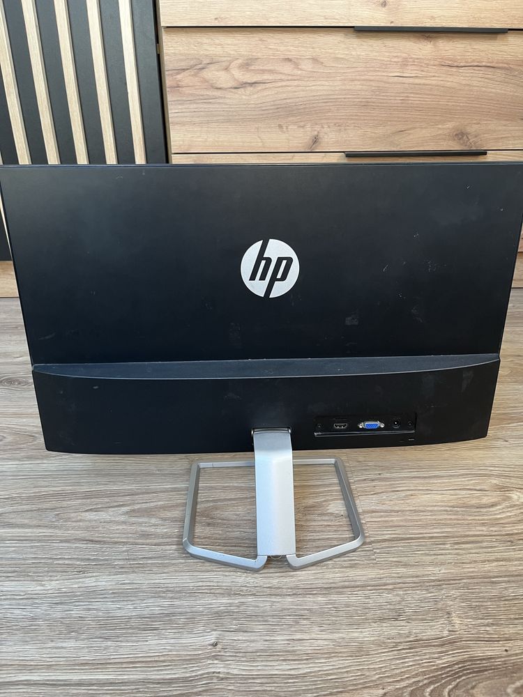 Monitor HP 24f.