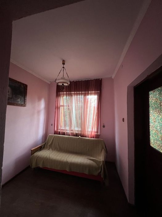 Продам будинок та земельну ділянку (разом з альтанкою та ставом)