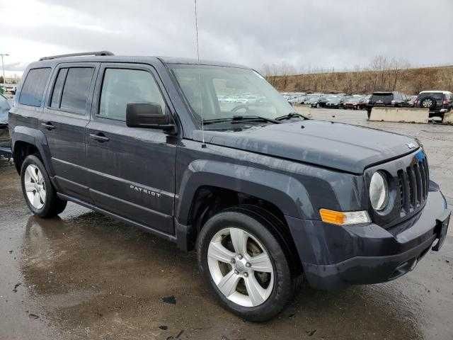 Jeep Patriot Latitude 2015 Року