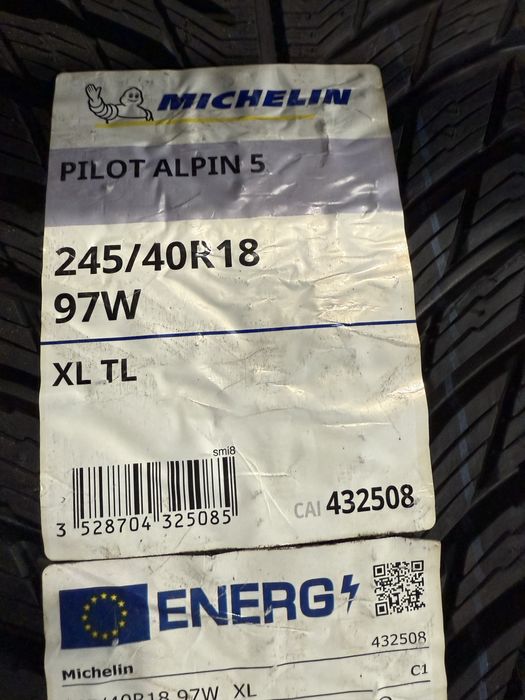 245/40 r18 Michelin 2шт.