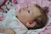 Niezwykle realistyczna lalka reborn oryginalny kit od ręki brzuszek
