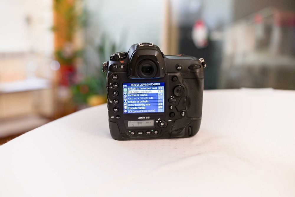 Vendo Nikon D5 - 100% funcional