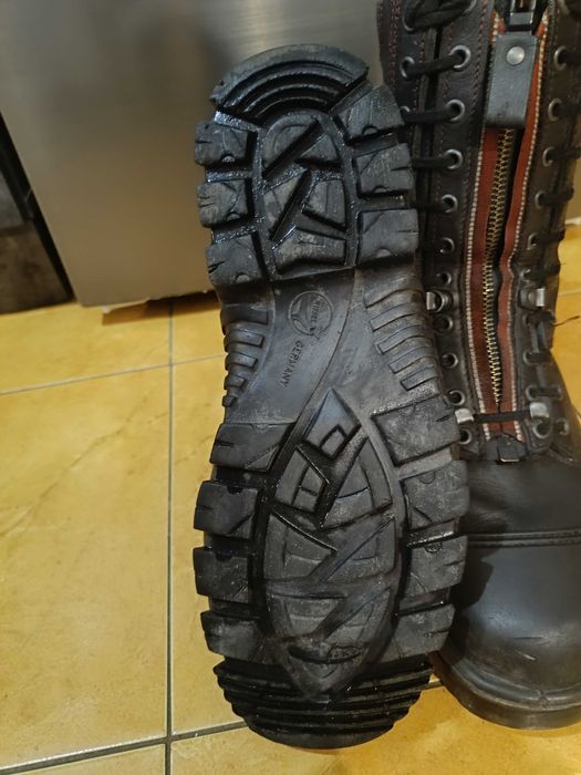 Пожежні берці,  пожежні ботінки розмір 43 бренд Volkl Німеччинина 2900