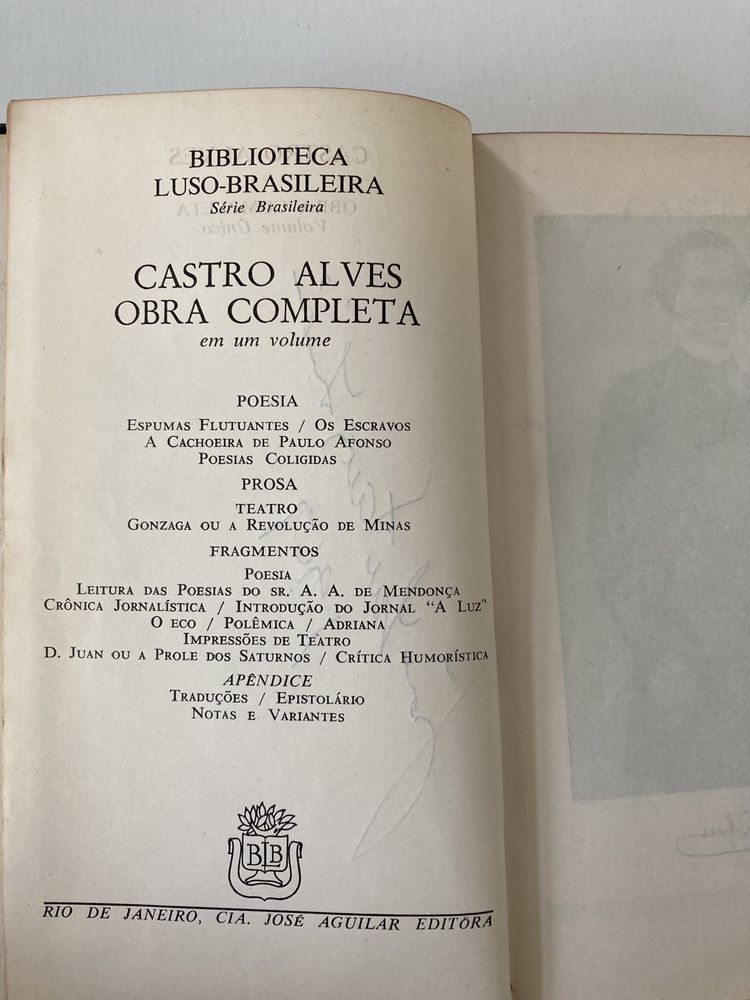 Livro “Castro Alves - Obra Completa (Volume Único)”