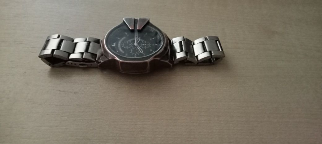 Продам годиник DIESEL