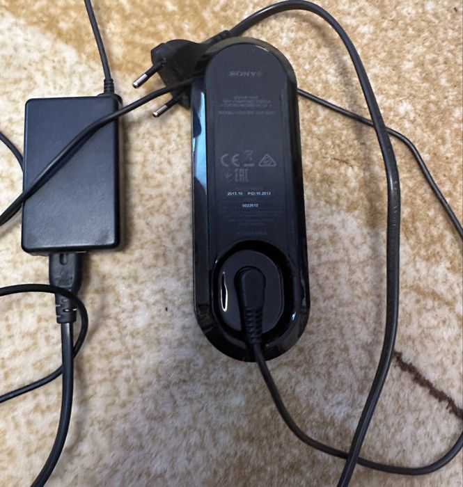 Продам Sony Playstation 4 1 tb