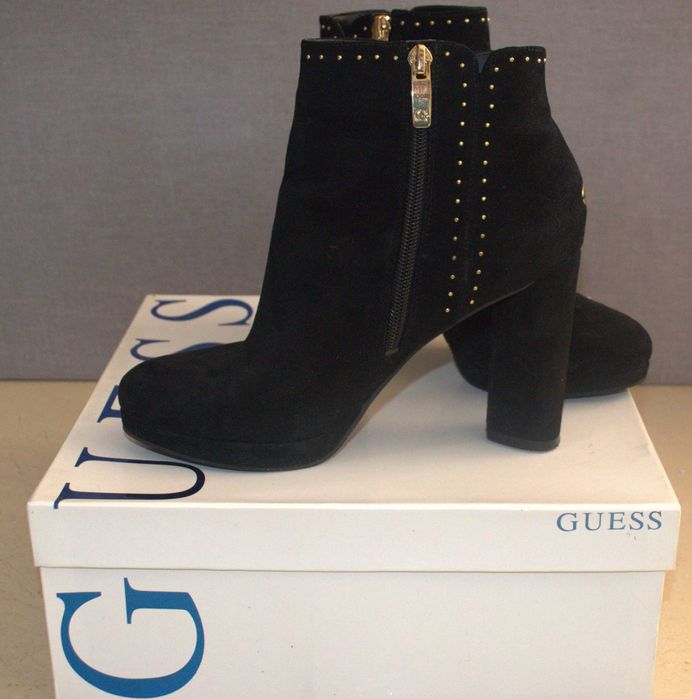 Botas de Salto -GUESS