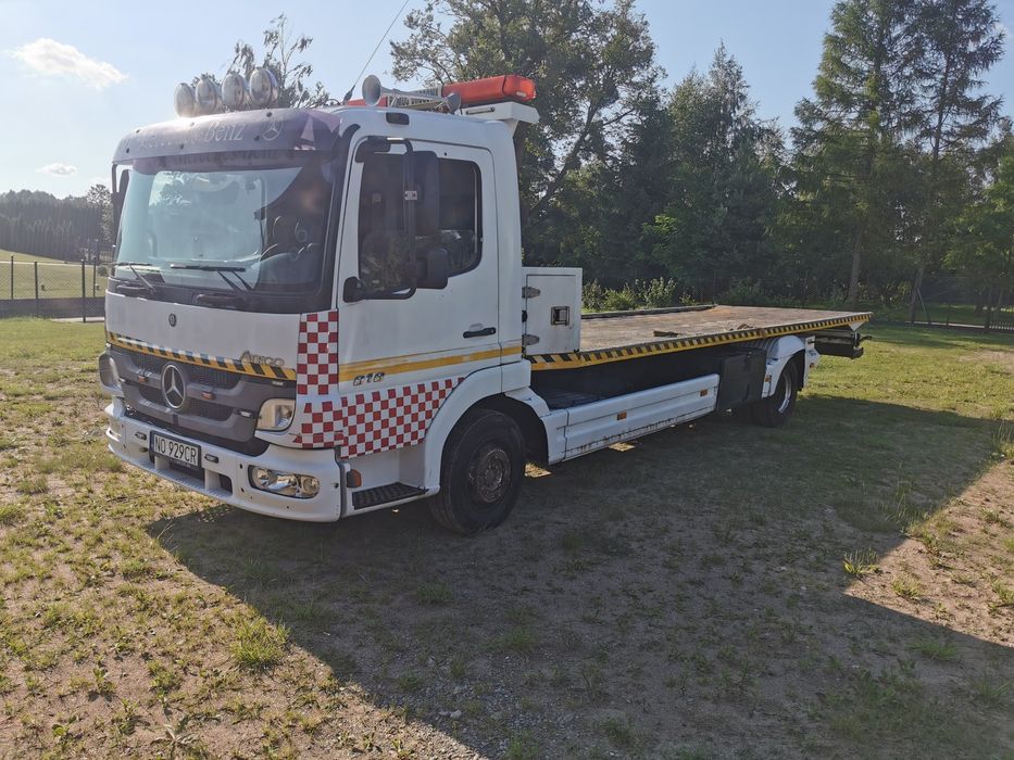 Mercedes Atego 818 autolaweta/Płyta