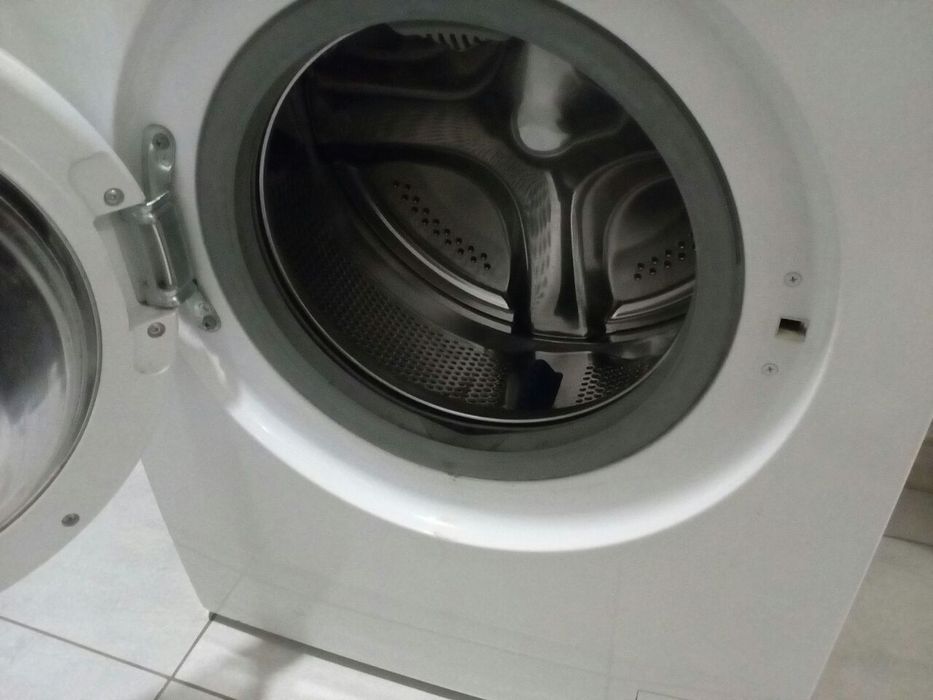 Пральна машина .