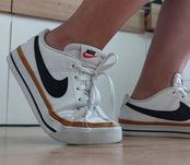 Nike Court Legacy 39