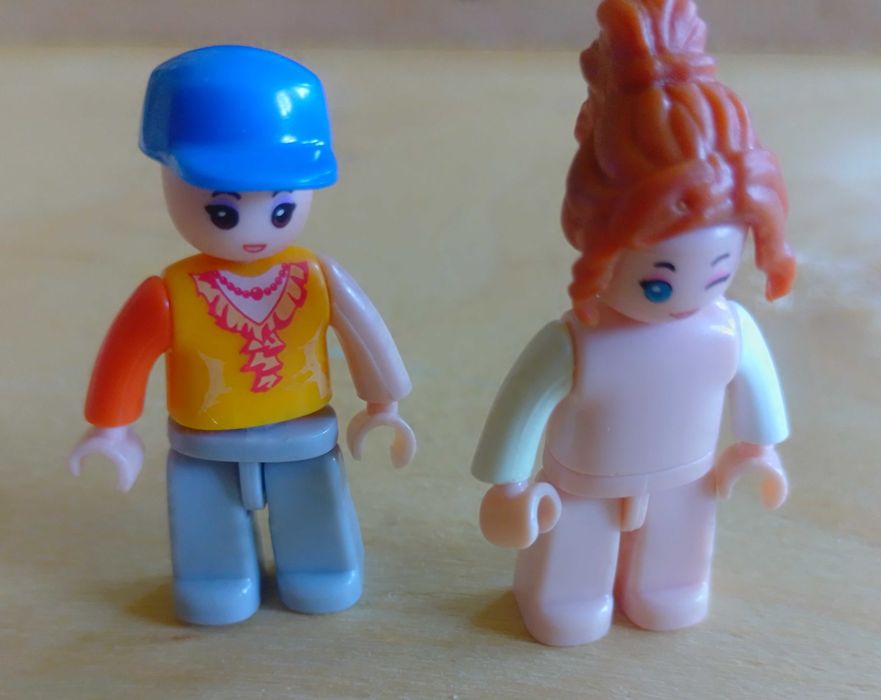 ЛЕГО насыпом, поштучно и сборками (по 2-50грн)