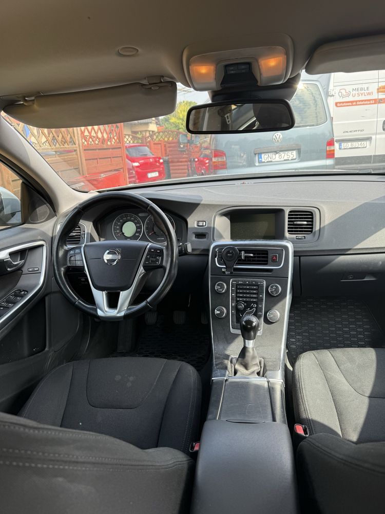 Volvo s60 1.6 hdi 115 km 2011r uszkodzony silnik