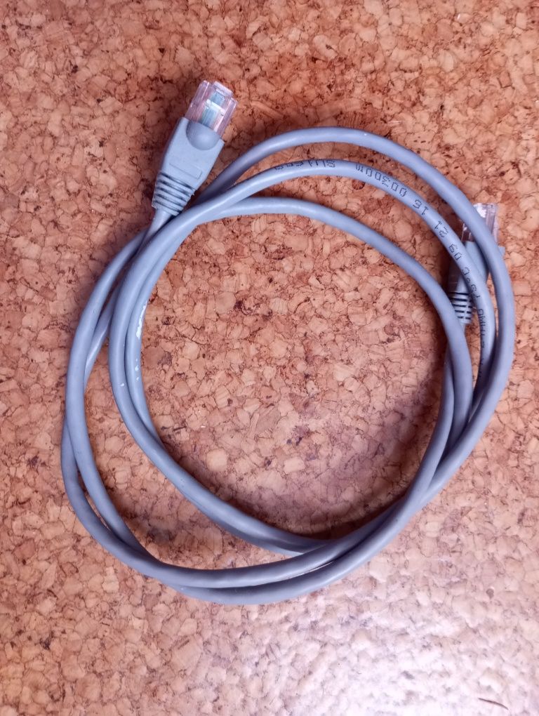 Cabo de rede ethernet