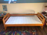 Łóżko dziecięce sosnowe 190x90 cm materac dwa dostępne 400 zł za dwa