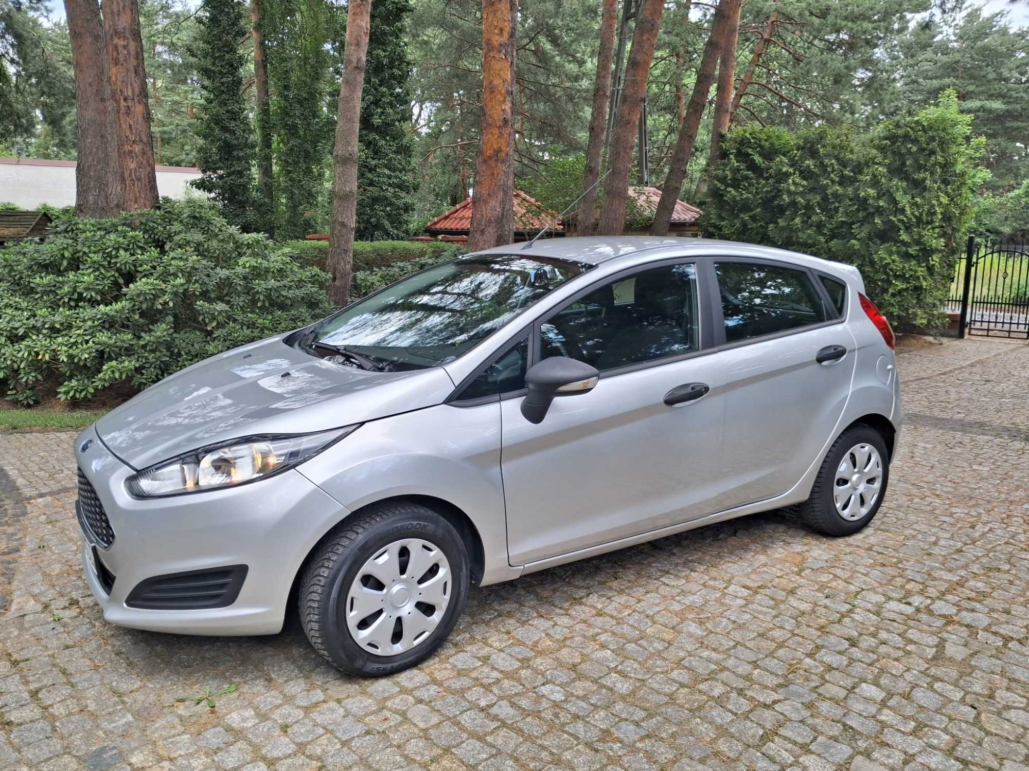 Ford Fiesta 1.25 srebrny sprzedam