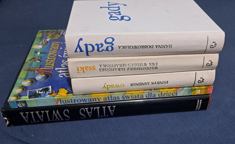 2x Atlas Świata, Gady, Ssaki, Owady. Książki oddam. Odbiór osobisty