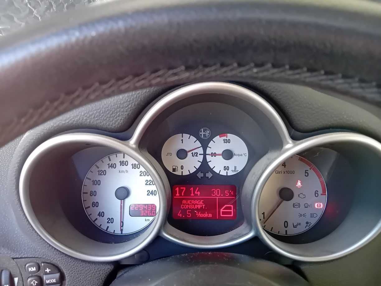 Alfa Romeo 147 1.9 JTD 16V