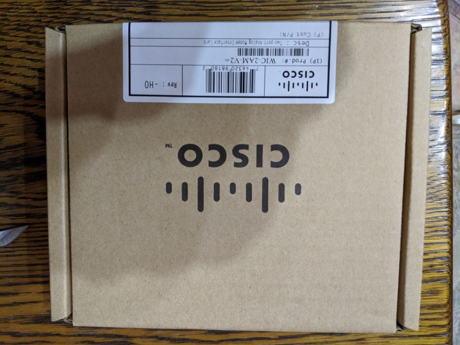 Модуль Cisco WIC-2AM-V2