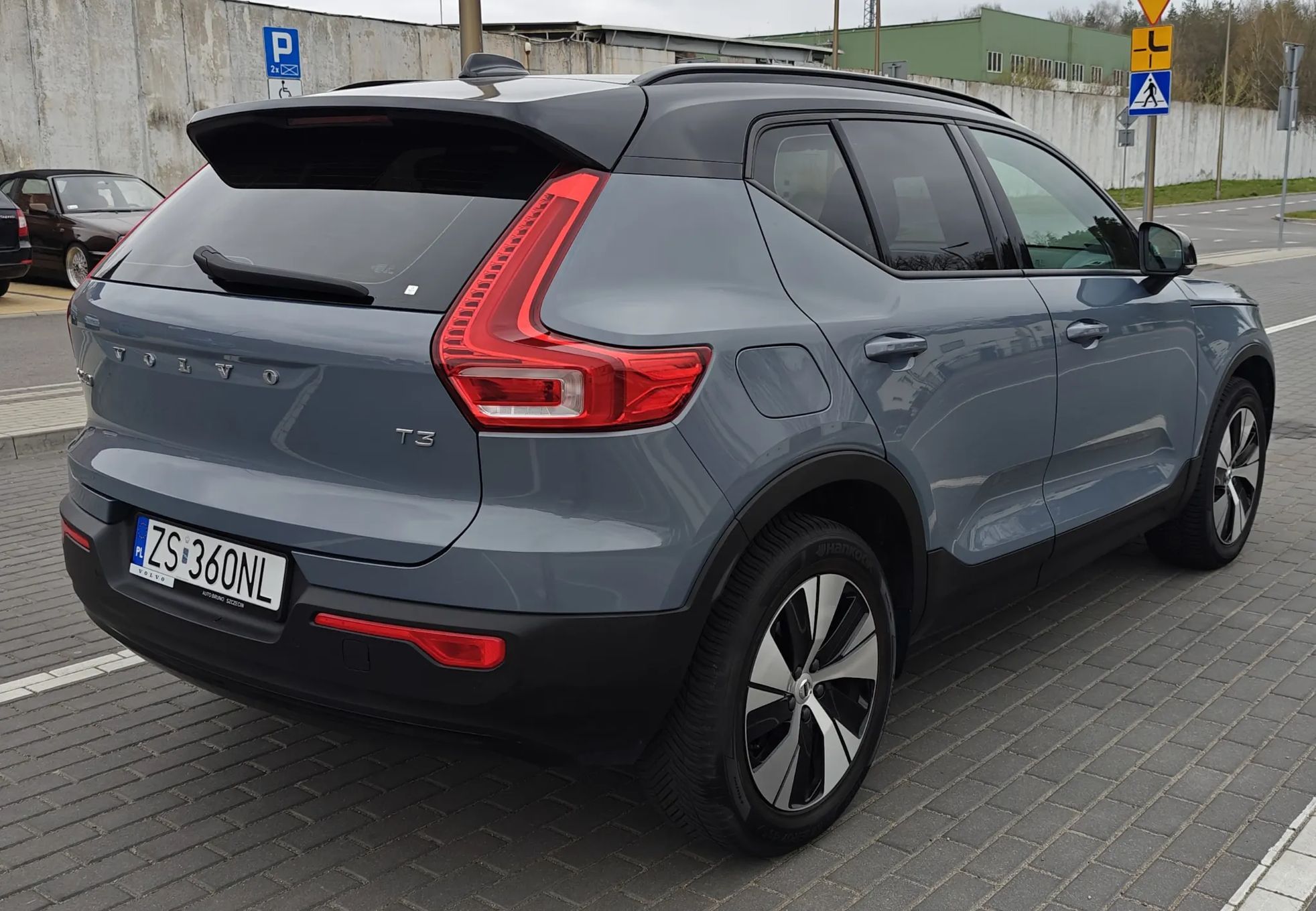 Volvo XC 40 Volvo XC 40 T3 Momentum Pro FV23%