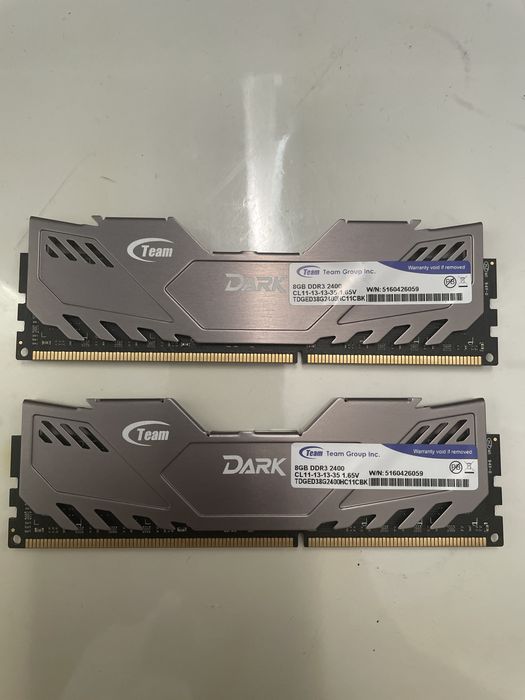 Модуль пам'яті DDR3 16GB (2x8GB) 2400 MHz Dark Series Gray Team