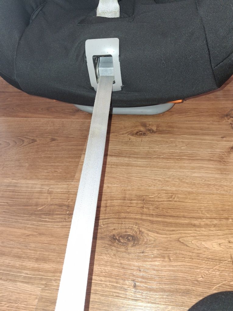 Britax Romer Max WAY 9-25KG ma gwarancję
