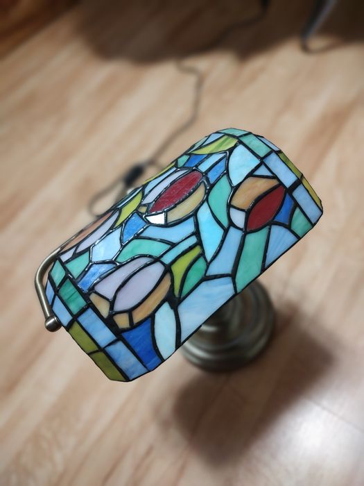 Lampa biurkowa Tiffany witrażowa