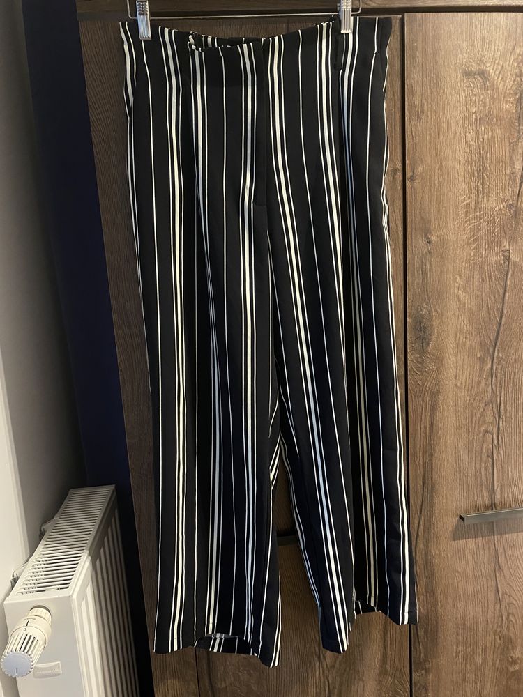 spodnie h&m w paski xl 42  czarne garniturowe culotte dzwony paperbag