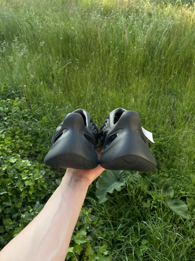 Yeezy Foam Runner Onyx (HP8739) ОРИГІНАЛ 44,5
