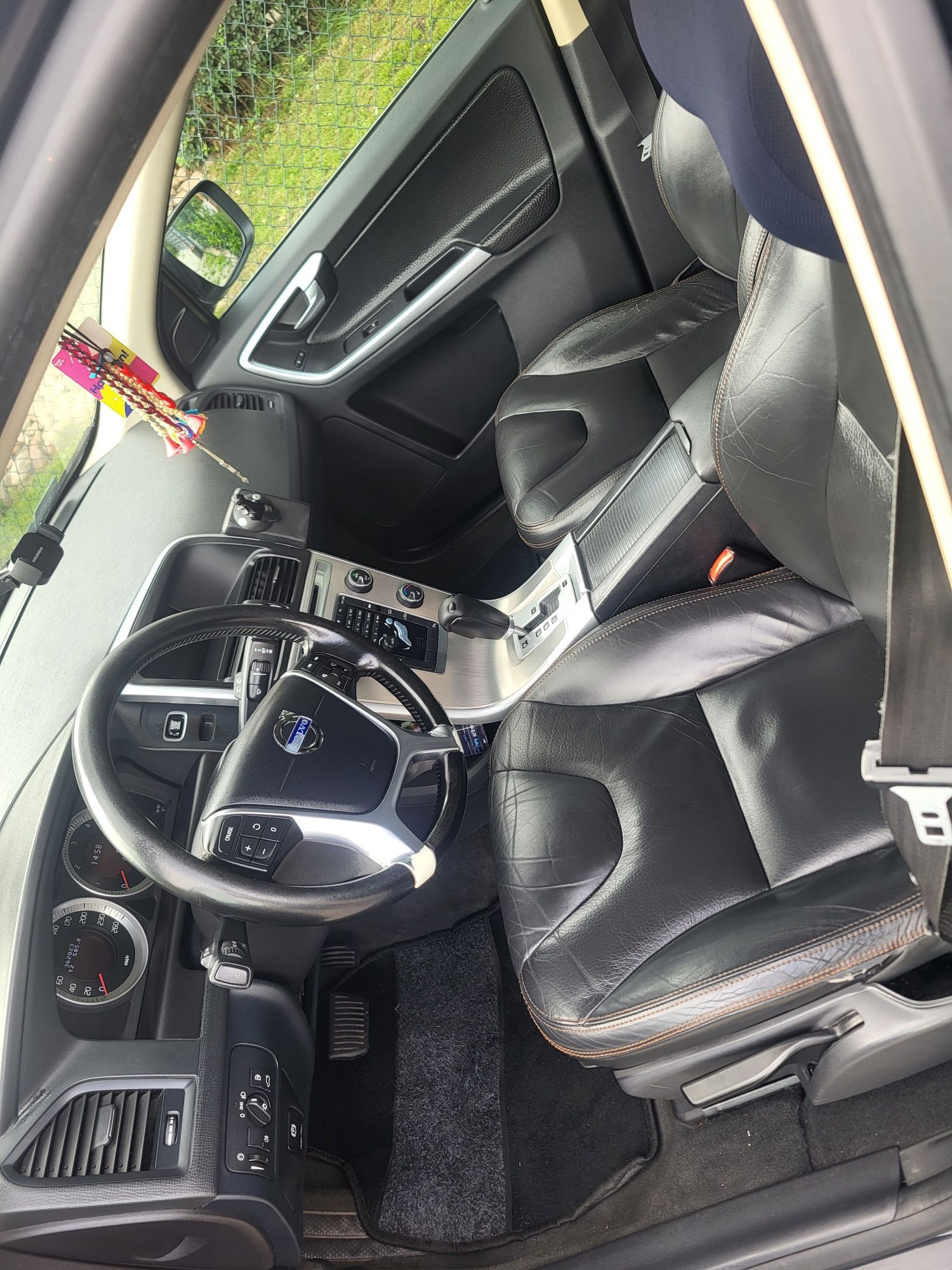 Volvo xc60  2.0 163KM  2010r