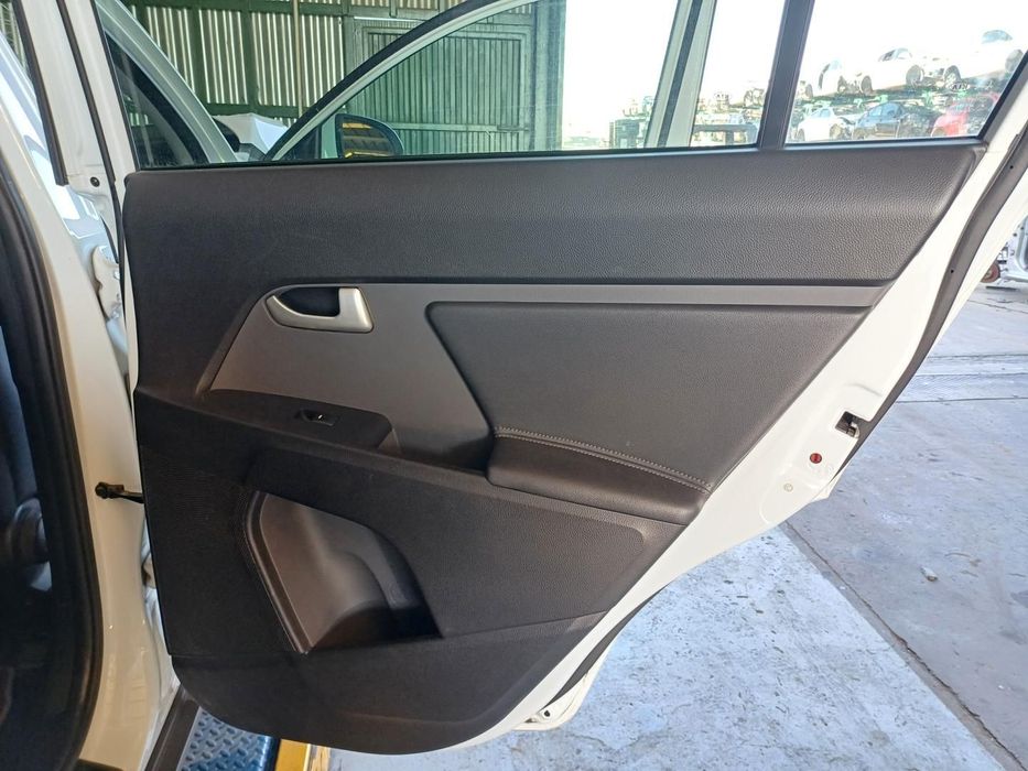 FORRA DA PORTA TRASEIRA DIREITA KIA SPORTAGE SL