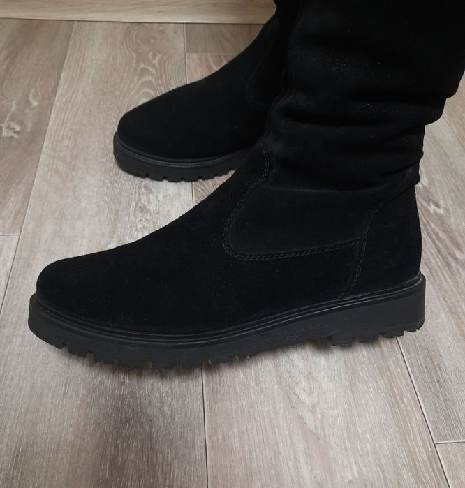 Замшеві зимові ботфорти