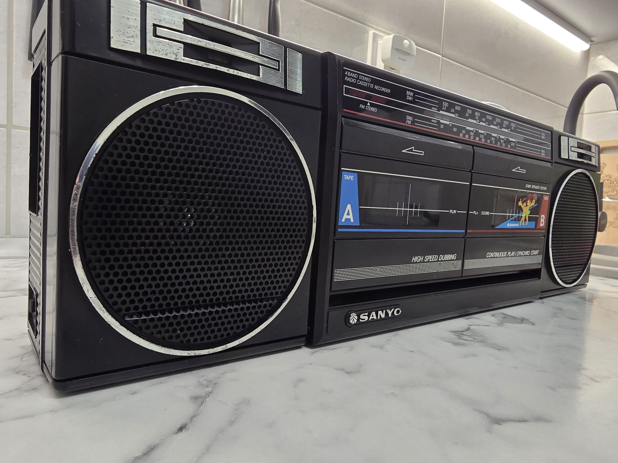 Магнитола. Магнитофон SANYO MW 703K