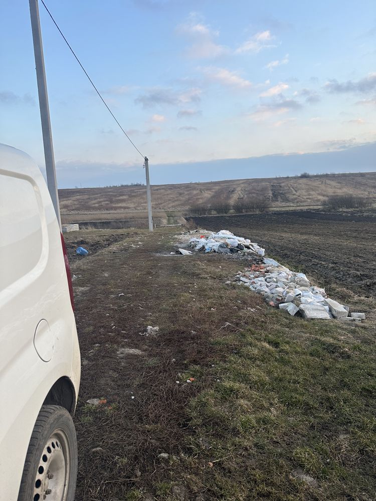 Ділянка під забудову з фундаментом