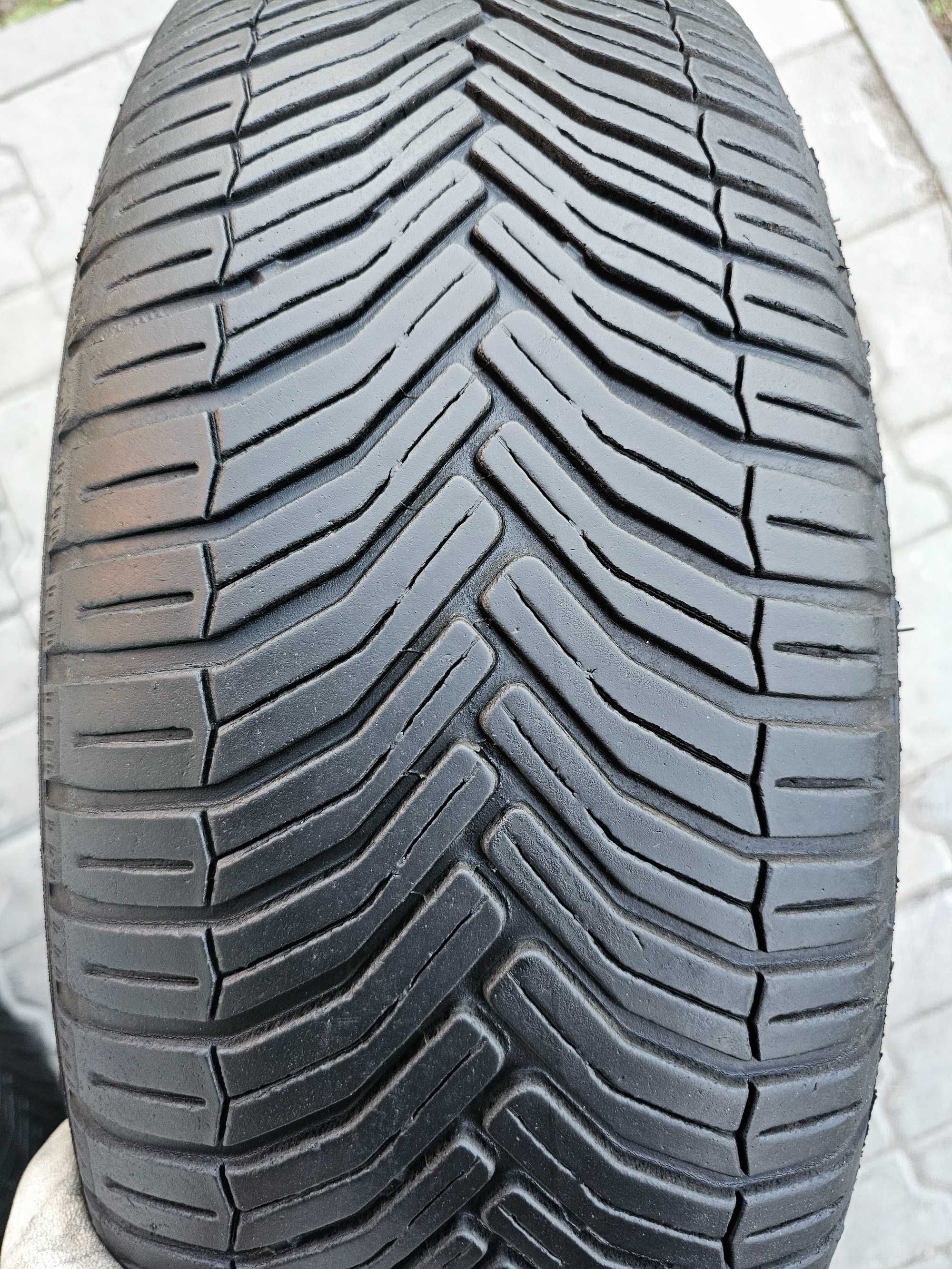 Całoroczne Michelin 215/65 R16 5mm