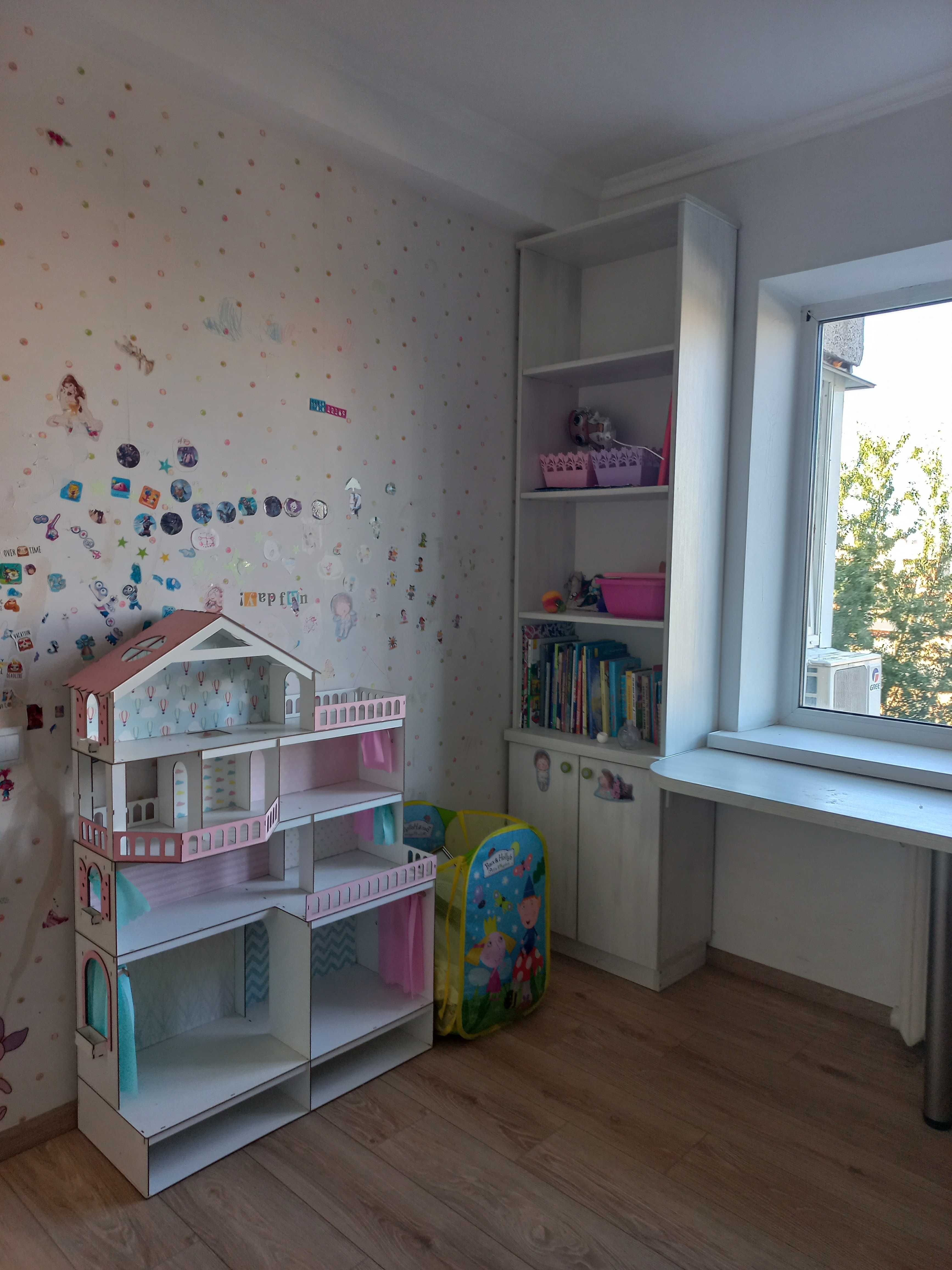 Аренда 3 ком,Лесной, Ореста Левицкого 13 (Курчатова),метро Лисовая