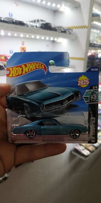 Hotwheels novos e embalados
