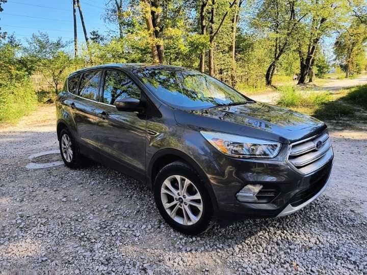 Продаж Ford Escape SE 2019