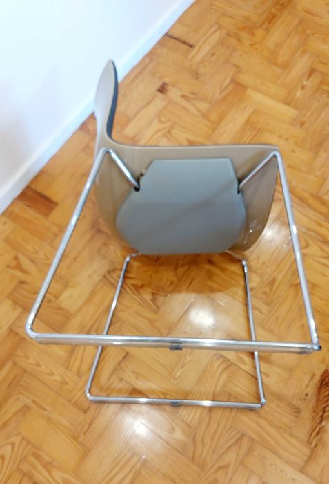 6 Cadeiras de sala Arper