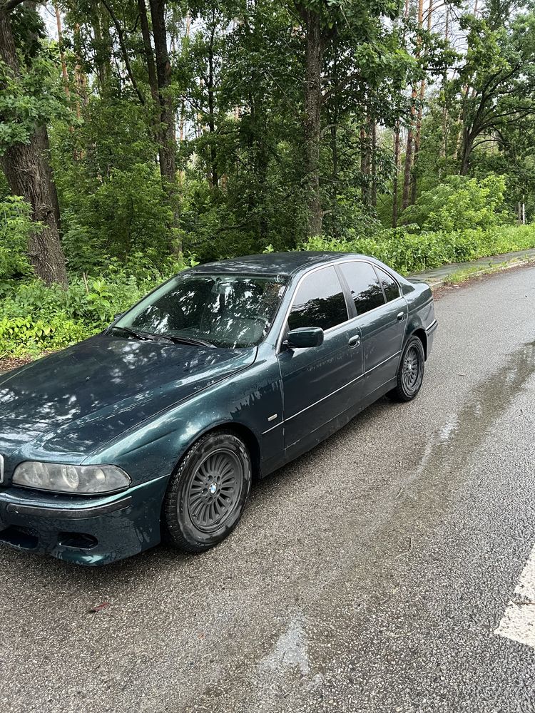 Продам бмв е 39.