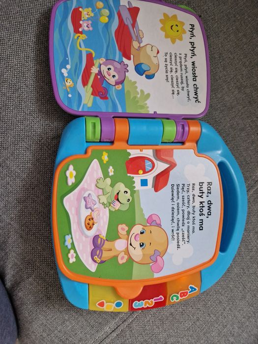 Książka z wierszykami Fisher Price