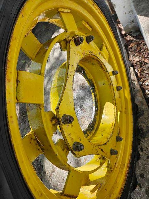 2 Koła rolnicze, wąskie uprawowe 9,5R32