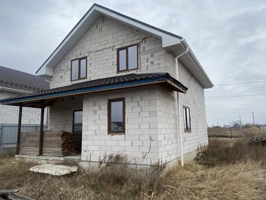 Будинок поруч з озером!Затишна локація!Держ.програми-ТАК!7 соток двору