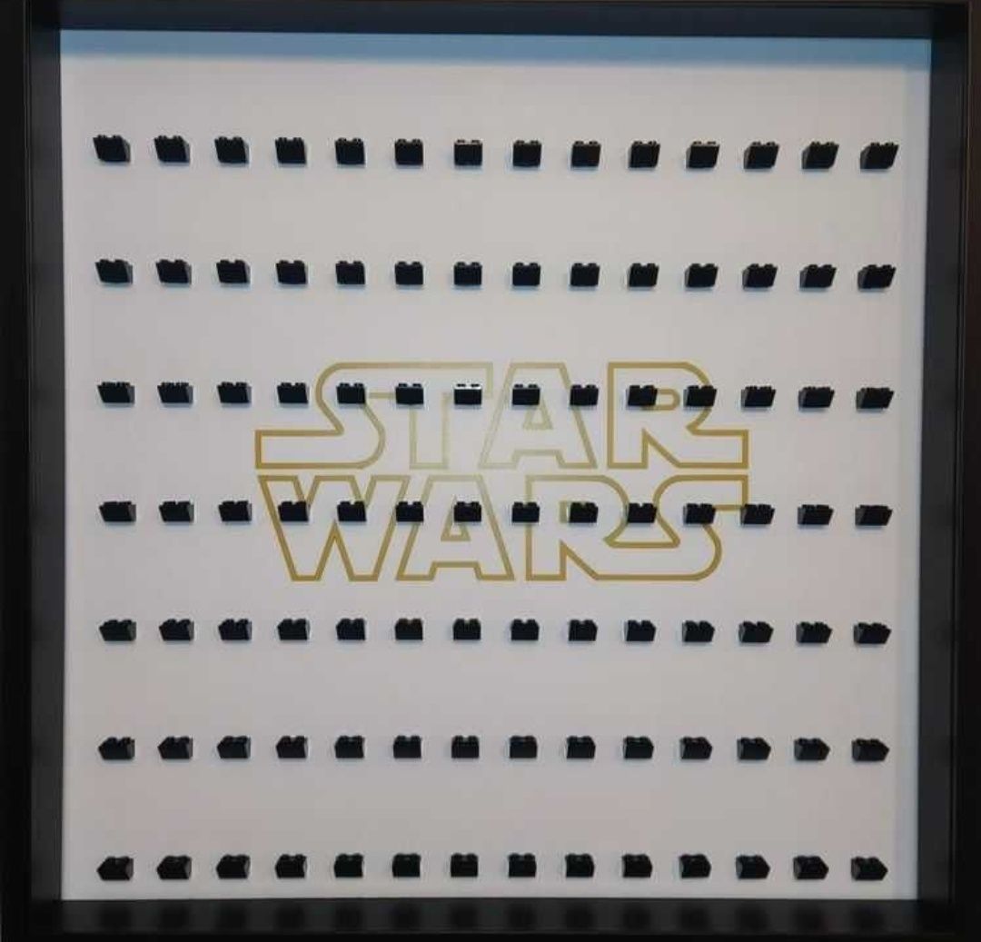 Ramka na figurki lego o wymiarach 52x52x6 z motywem Star Wars