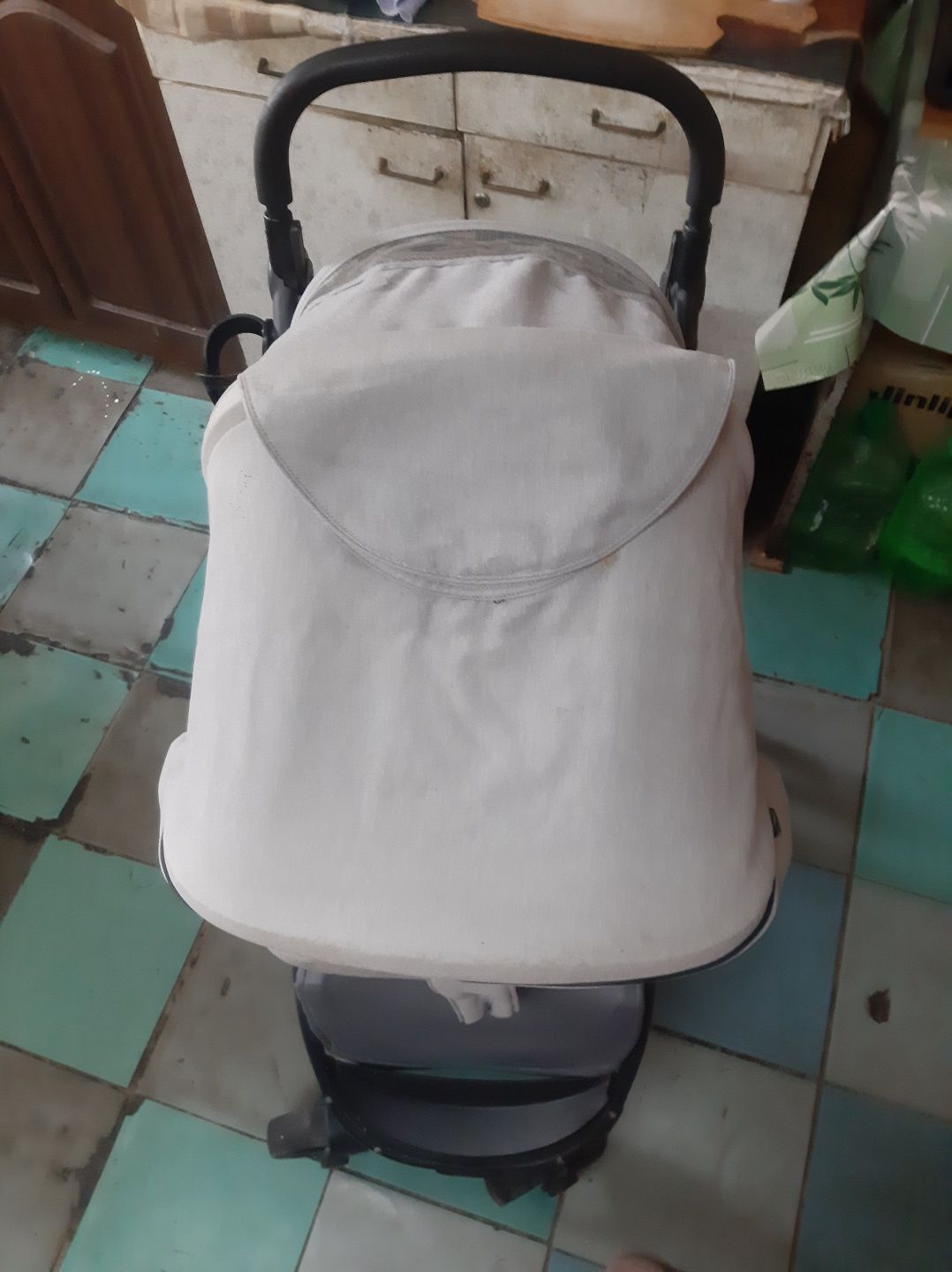 Продам прогулочную коляску