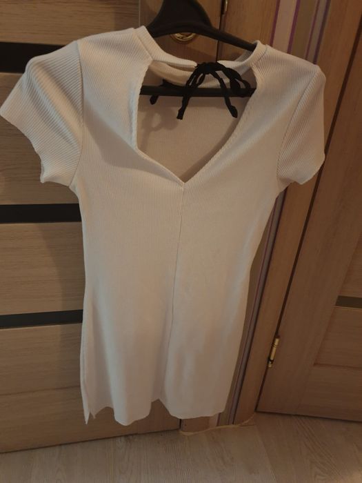 Платье с чокером River Island