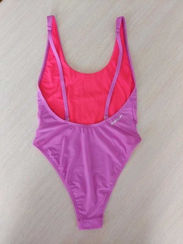 Суцільний жіночий купальник speedo