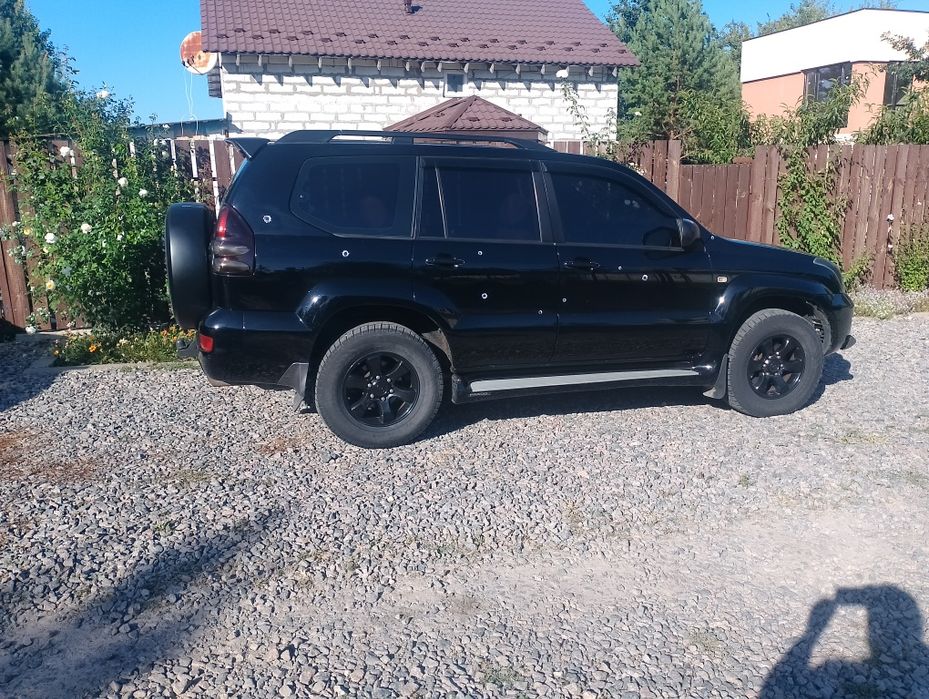 Продам Toyota Land Cruiser Prado