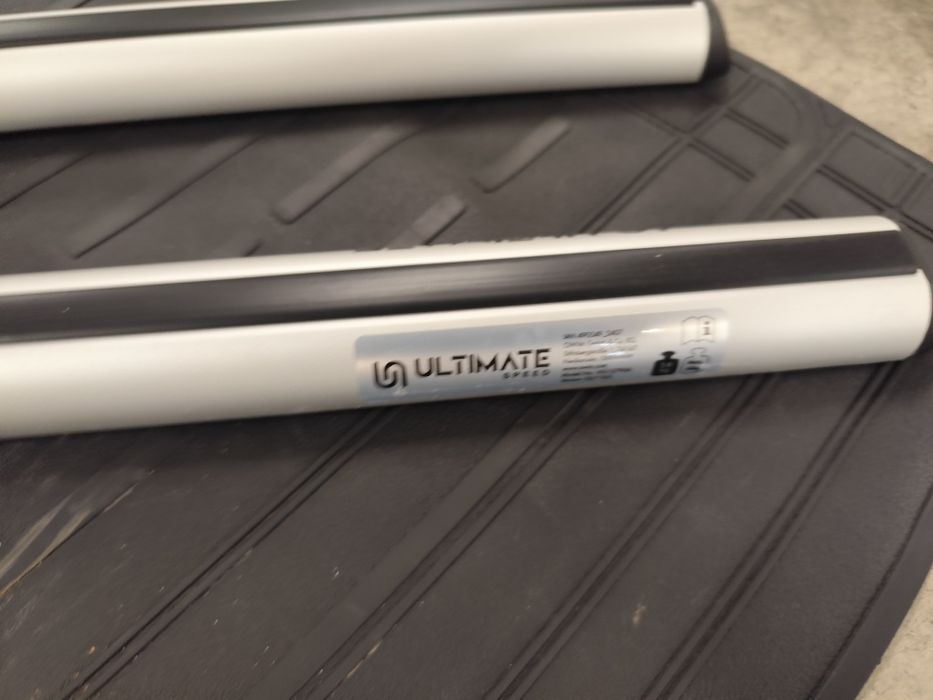 Vendo barras tejadilho novas c/fechadura - 124 cm